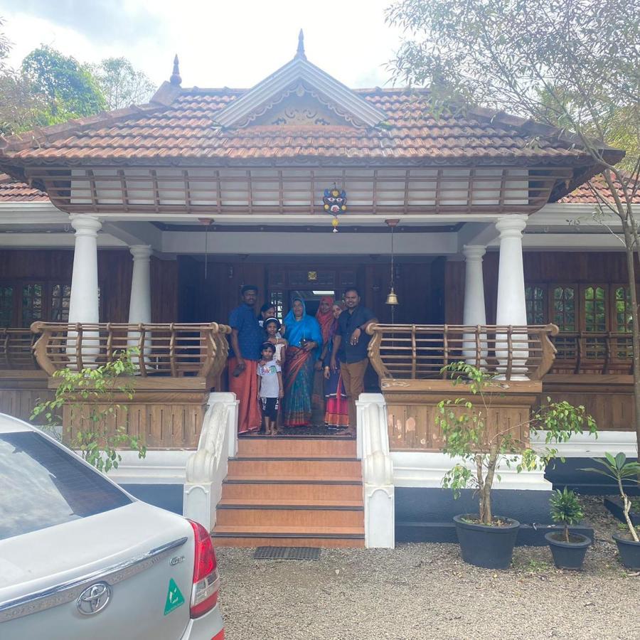 تيكَدِيْ Periyar Heritage المظهر الخارجي الصورة