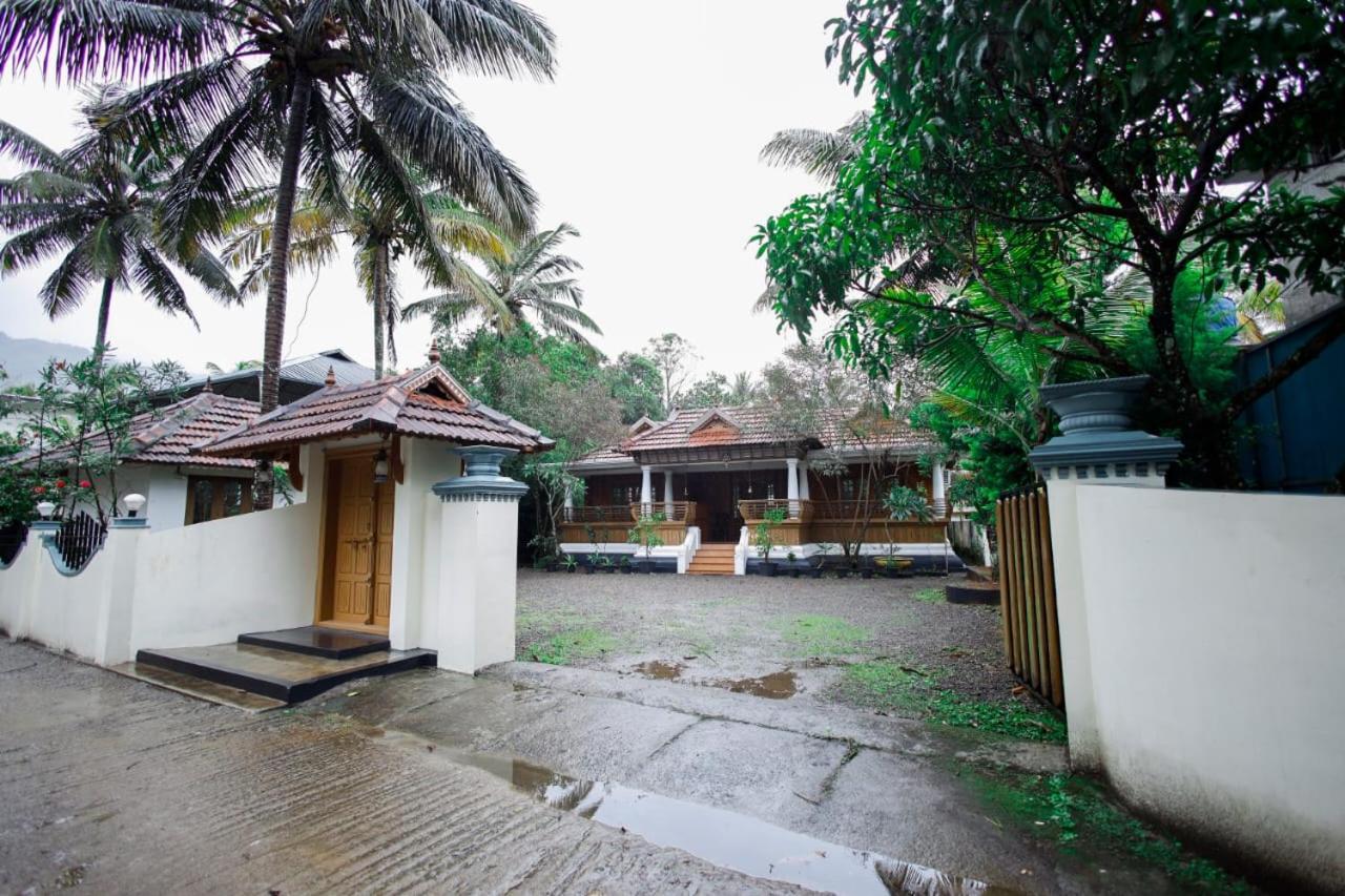 تيكَدِيْ Periyar Heritage المظهر الخارجي الصورة