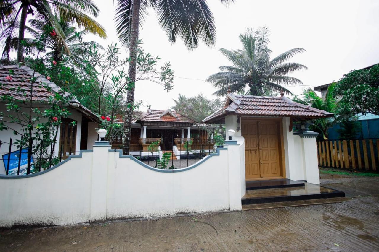 تيكَدِيْ Periyar Heritage المظهر الخارجي الصورة